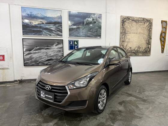 HYUNDAI HB20 1.6 COMFORT STYLE 16V FLEX 4P AUTOMÁTICO